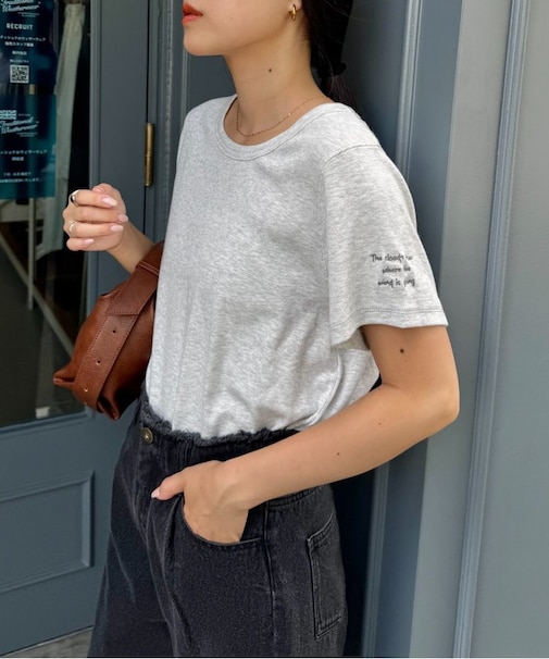 ワンポイント刺繍リブコンパクト半袖Tee