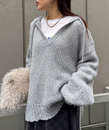 メランジVネックニットフーディー