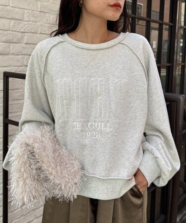 スウェードタッチ裏毛ロゴ刺繍スウェット