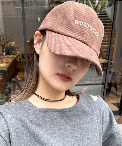 コーデュロイ刺繍キャップ