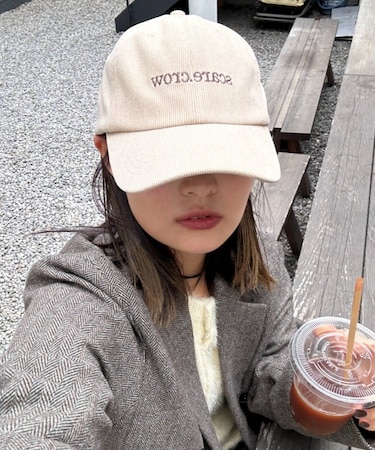 コーデュロイ刺繍キャップ