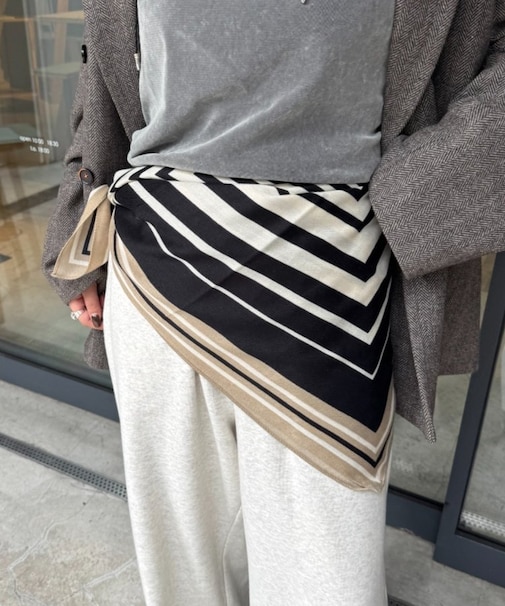 lilアソート柄起毛スカーフ