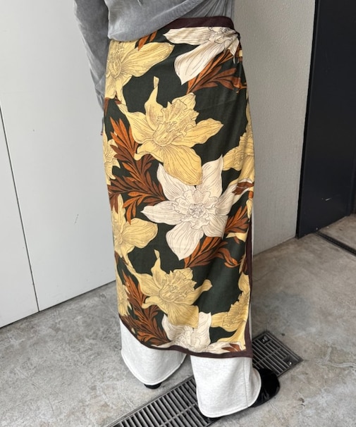 lilアソート柄起毛スカーフ