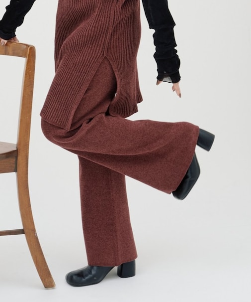 【PON企画】スタイルアップモールニットフレアパンツ