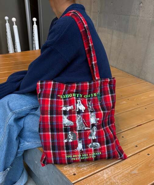 【SOUNDS GOOOOD】犬プリントネルチェックトートバッグ