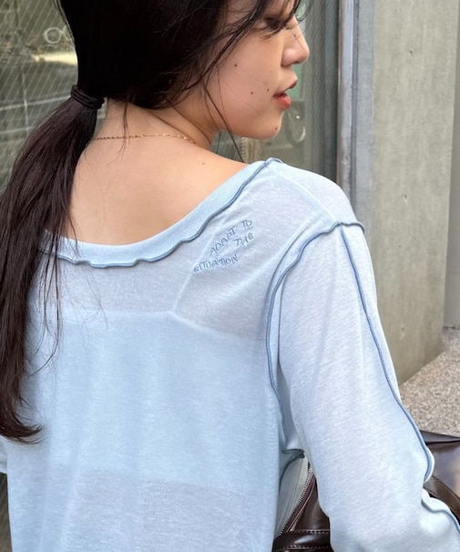【前後2way】ワンポイントロゴ刺繍シアーメロウトップス