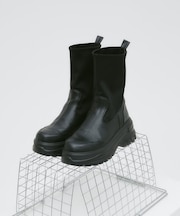 【yomo企画】ストレッチ厚底ミドルブーツ