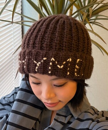 【UNISEX】刺繍ロゴニットキャップ