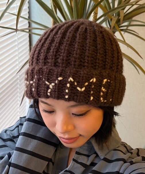 【UNISEX】刺繍ロゴニットキャップ