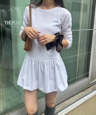 スウェットやニットのインナーに◎裾バルーンチュニックリブロンTEE