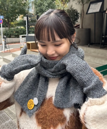 缶バッチ付きマフラー×手袋3点セット