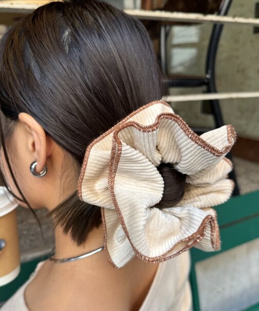 lilコーデュロイボリュームシュシュ