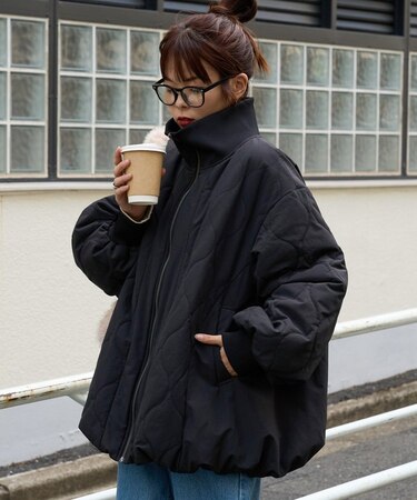 切り替えキルティングスタンドカラーバルーンブルゾン