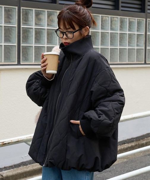 切り替えキルティングスタンドカラーバルーンブルゾン