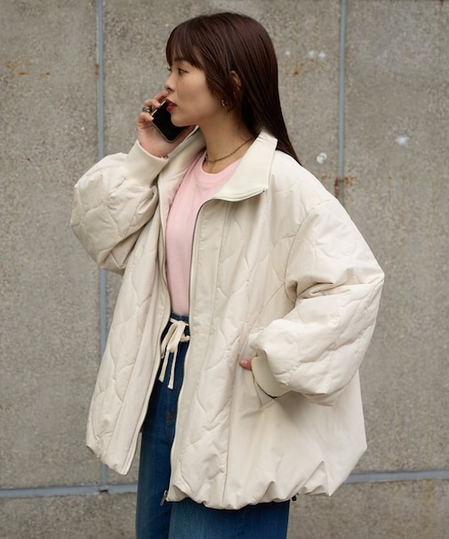 切り替えキルティングスタンドカラーバルーンブルゾン