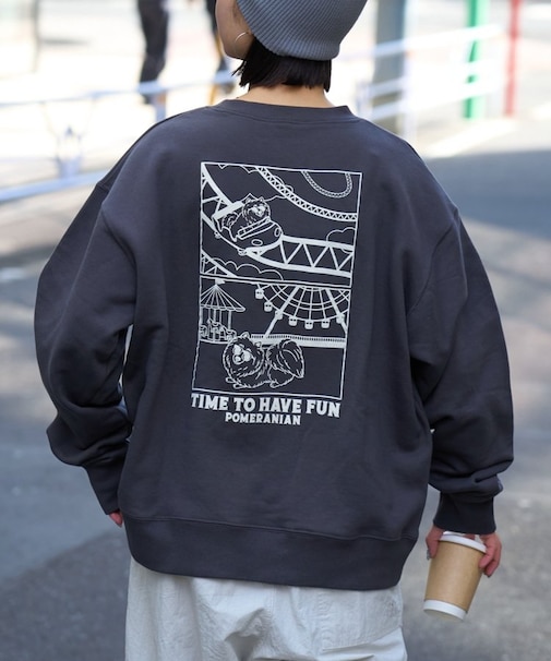 DOGS刺繍ロゴプリントスウェット