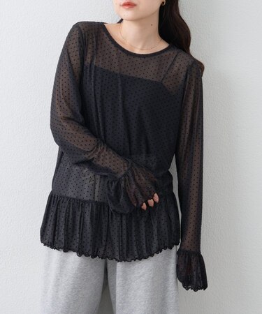【レイヤードにおすすめ】フロッキードットチュールフリルトップス