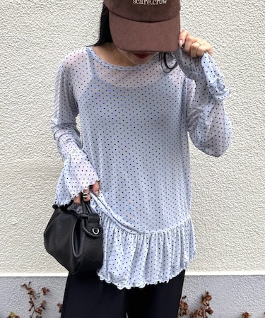 【レイヤードにおすすめ】フロッキードットチュールフリルトップス