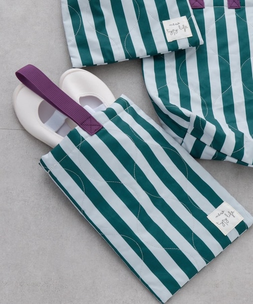 【KIDS】≪セレモニーフェア対象≫ストライプ柄上履き入れ