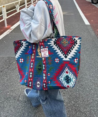 【SOUNDS GOOOOD】ゴブラン柄トートバッグ