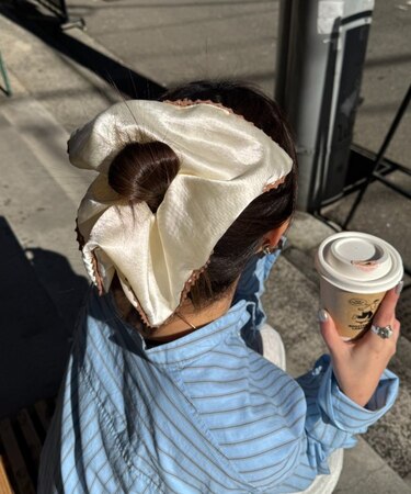 :lilレーススカラップサテンシュシュ