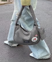 【UNISEX】ポーチ付き中綿ハンドBAG