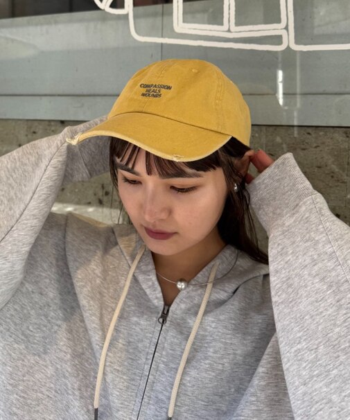 :ピグメント刺繍キャップ