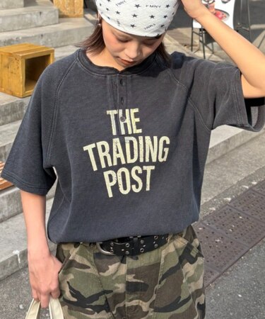 【UNISEX】ピグメント加工ラグランワッフルヘンリーTEE