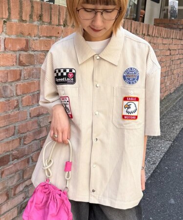 【SOUNDS GOOOOD】ワッペンストライプシャツ