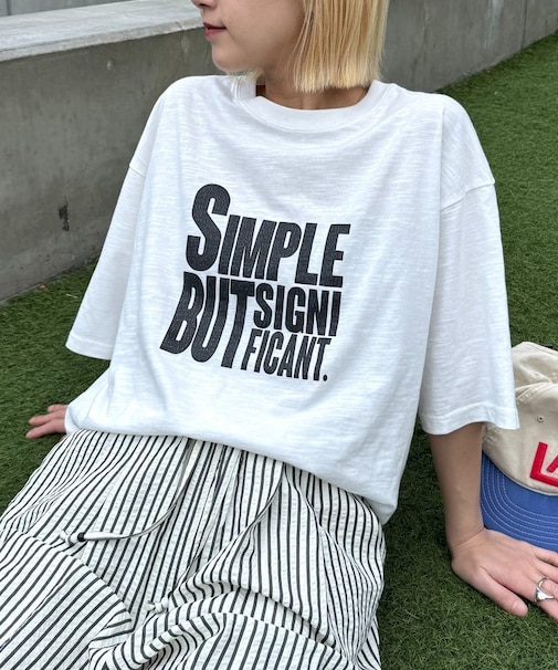 【UNISEX】【プラスサイズあり】スラブ天竺ピグメントロゴTEE