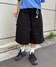 ブラック