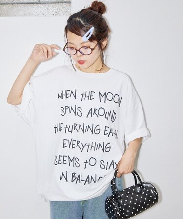 【UNISEX】アソート落書きBIGロゴTEE