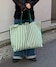 グリーン