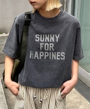 アシッドウォッシュ加工スタッズロゴTEE