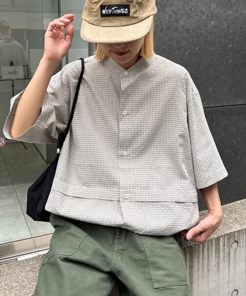 【ユニセックス】ノーカラービッグポケットチェックシャツ