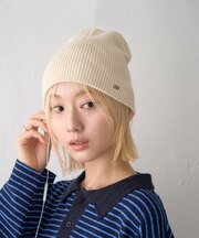 ：プレート付きウール混リブニットビーニー
