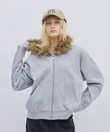 【 FILA 別注 】裏毛ファーフードジップパーカー
