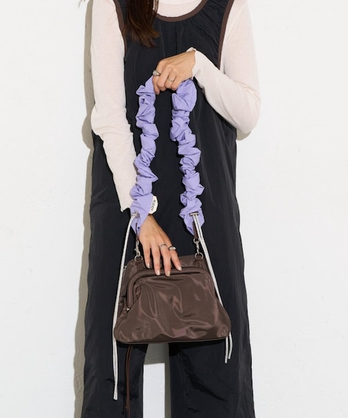 ：【KAIRI企画】新色登場！撥水ナイロン多収納がま口ショルダーバッグ