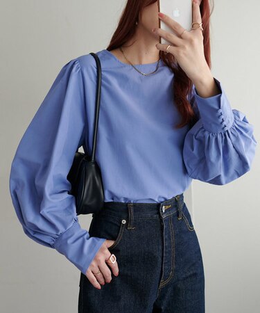 ブロード肩ギャザーブラウス