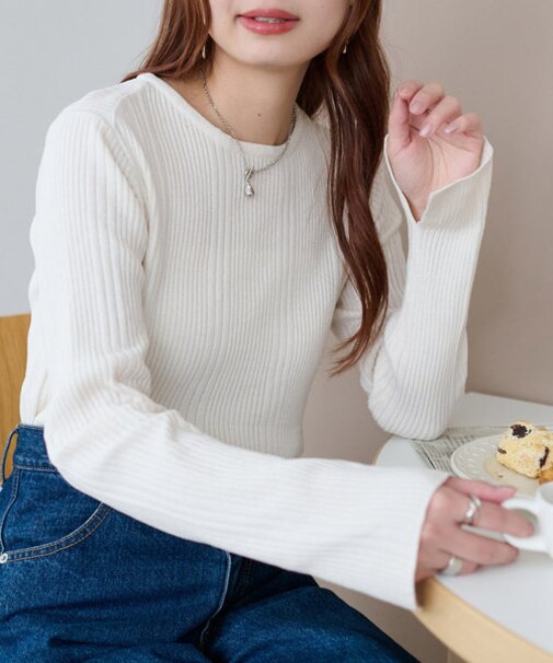 モール糸リブ袖スリットプルオーバー