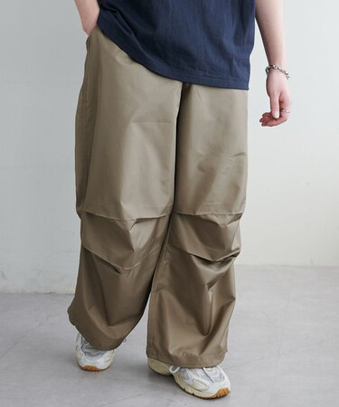 ユーティリティワイドパラシュートパンツ