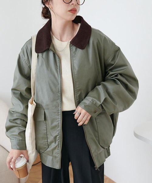 DISCOAT デタッチャブル2WAYメモリーボンバージャケット カーキ 新品 DISCOAT デタッチャブル2WAYメモリーボンバージャケット カーキ 新品