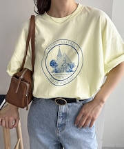 【ユニセックス】スーベニアモノクロモチーフTシャツ《WEB限定カラーあり》