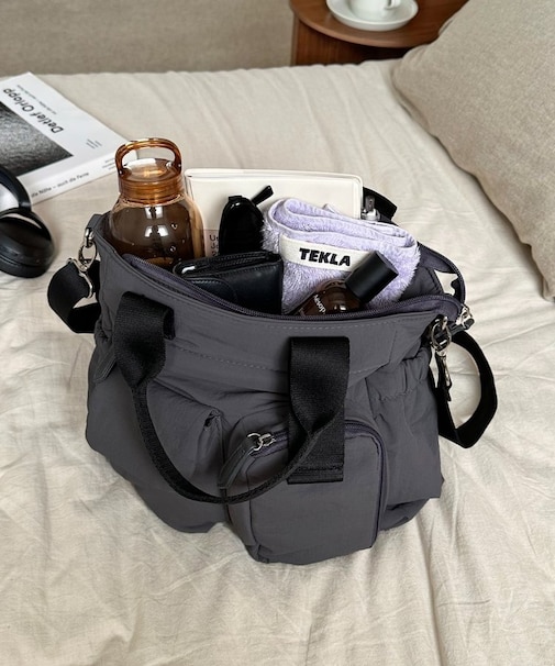 ユーティリティーパフィートートバッグ