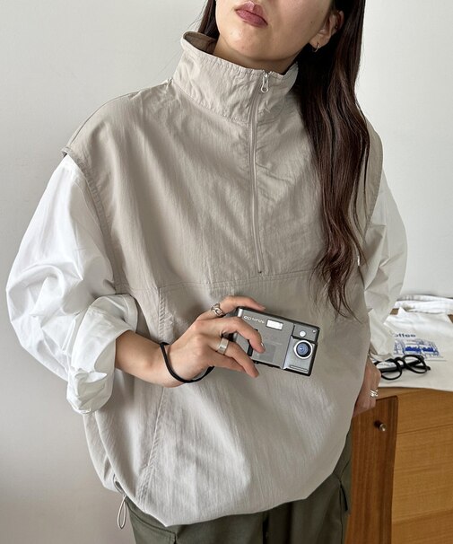 【ユニセックス】ナイロンプルオーバーベスト