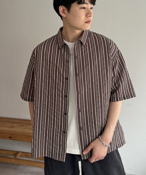【ユニセックス】ドビーマルチストライプ半袖シャツ
