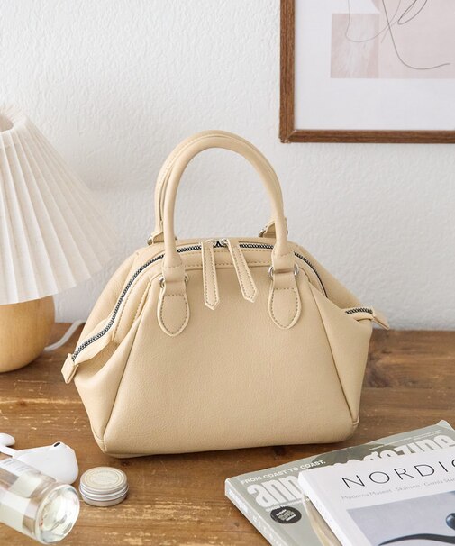 フレームソフトボストンバッグ