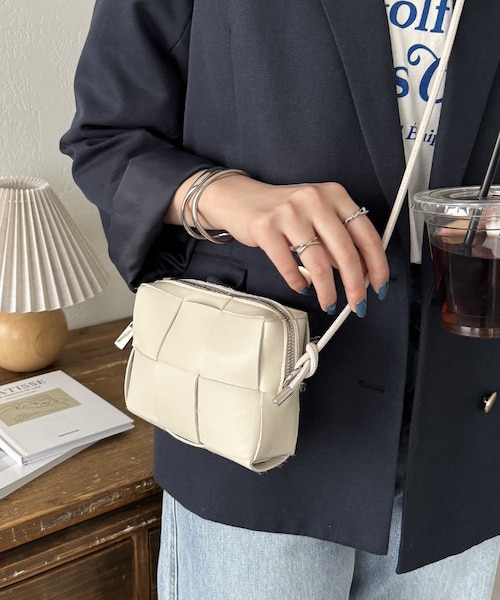 メッシュ編みミニショルダーバッグ｜ディスコートの通販｜&mall