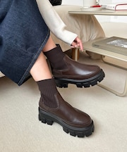 トラックソールソックスブーツ