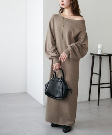 モチモチワンショルワンピース